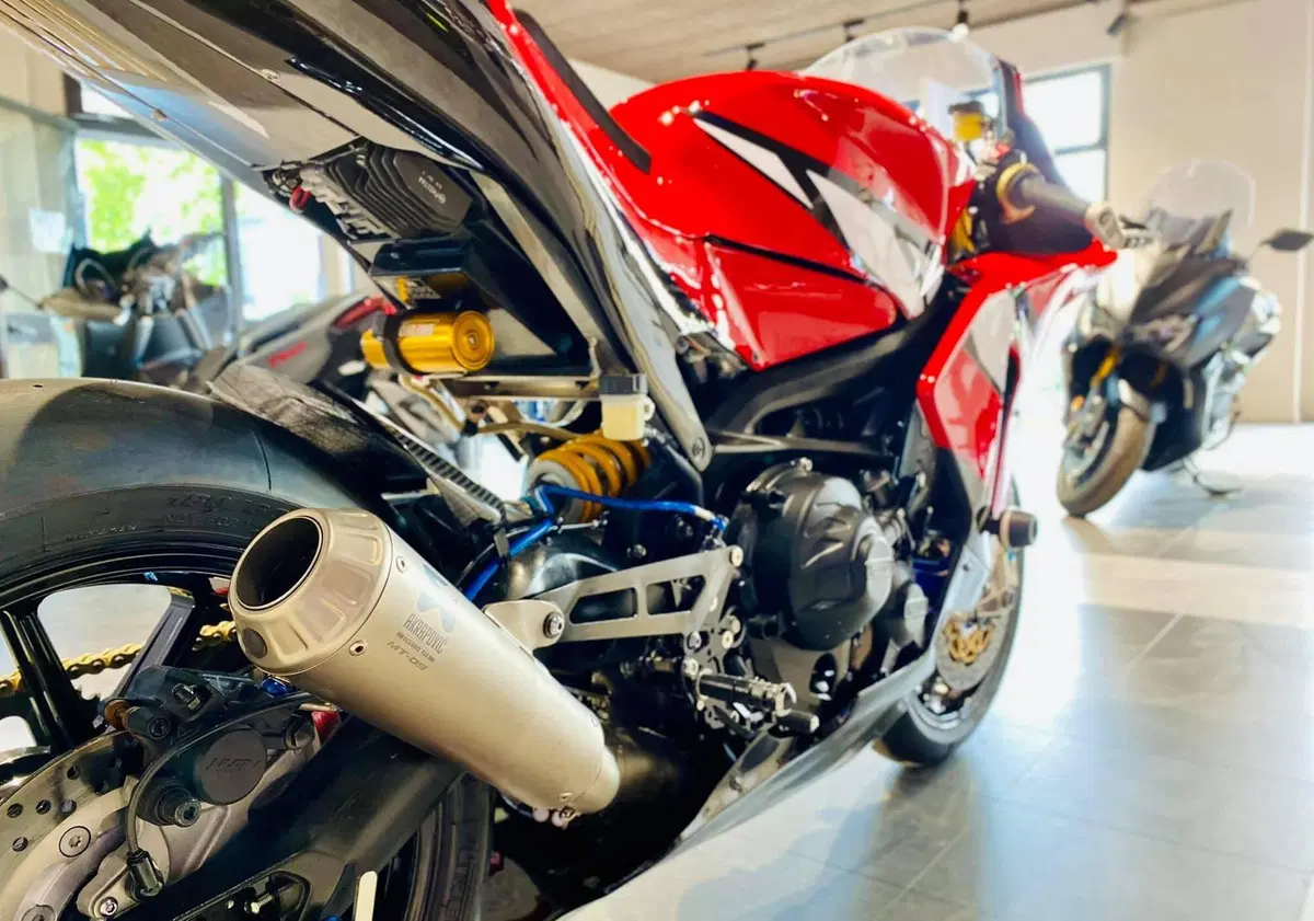 La Yamaha R9 esiste già ed è Made in Venezia (10)