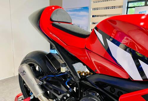 La Yamaha R9 esiste già ed è Made in Venezia (7)