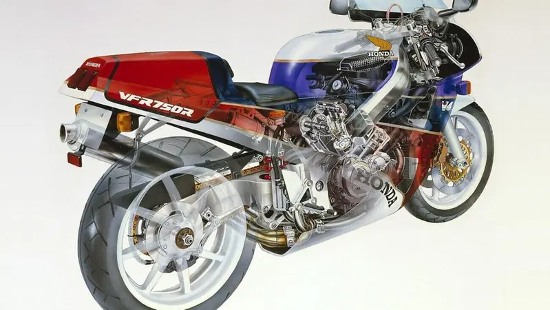 RC30 Forever: il programma di manutenzione Honda arriva in Europa