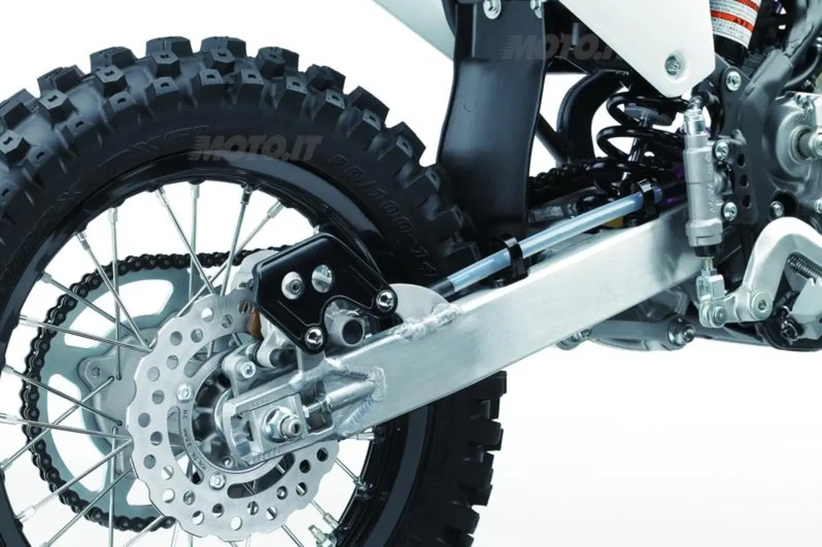 Kawasaki KX85 2014 (15)