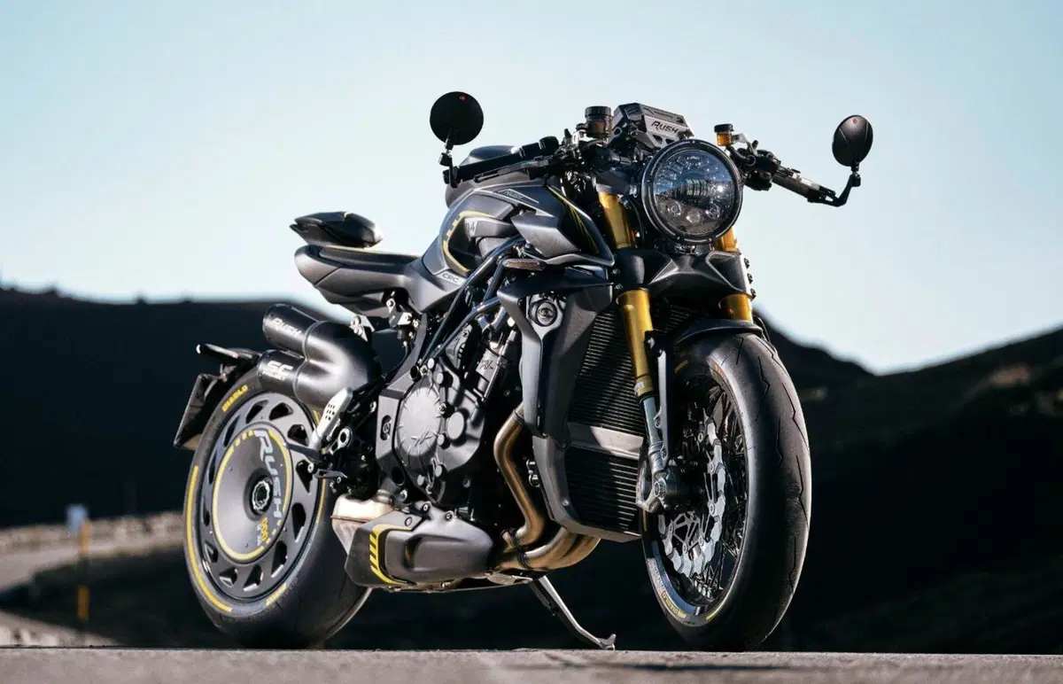 MV Agusta Rush 2021: sono 300. Foto, dati e prezzo (17)