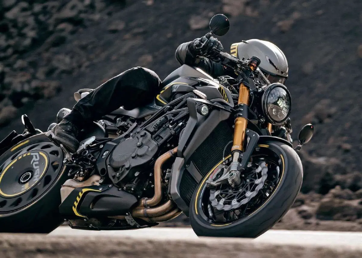 MV Agusta Rush 2021: sono 300. Foto, dati e prezzo (18)