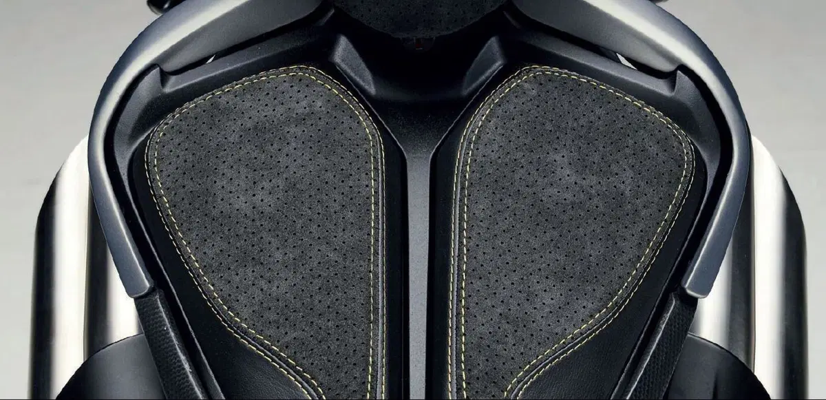 MV Agusta Rush 2021: sono 300. Foto, dati e prezzo (10)