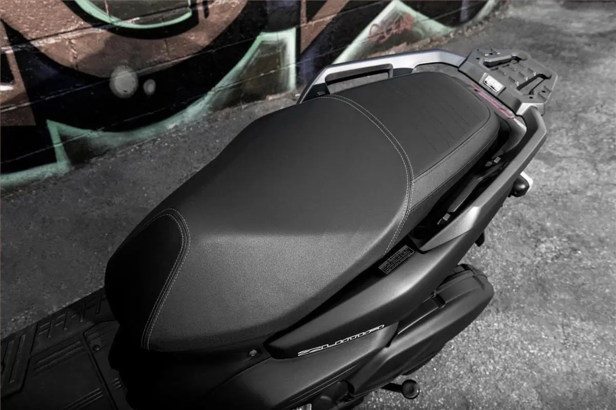 Nuovo Yamaha Zuma 125 (ricordate il Booster?) sbarca negli USA (14)