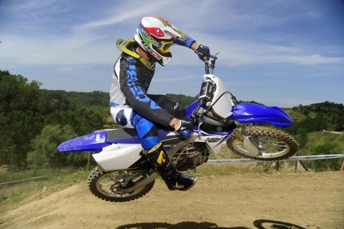 Yamaha YZF 450 2014 (2)