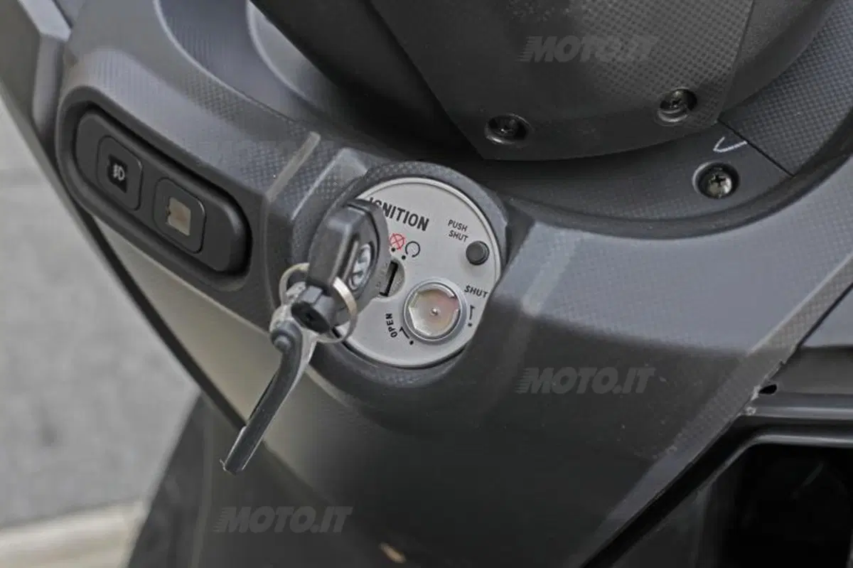 SYM Joymax 300i ABS (22)