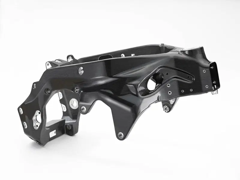 Il telaio in fibra di carbonio della BMW HP4