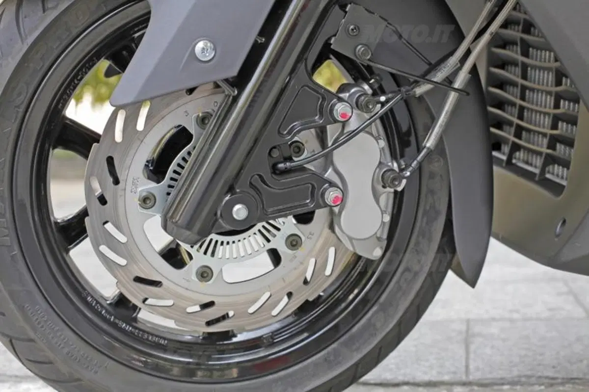 SYM Joymax 300i ABS (31)
