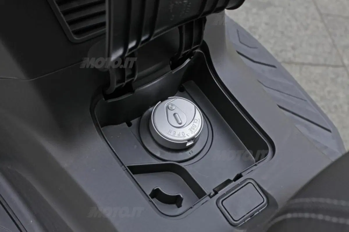 SYM Joymax 300i ABS (32)