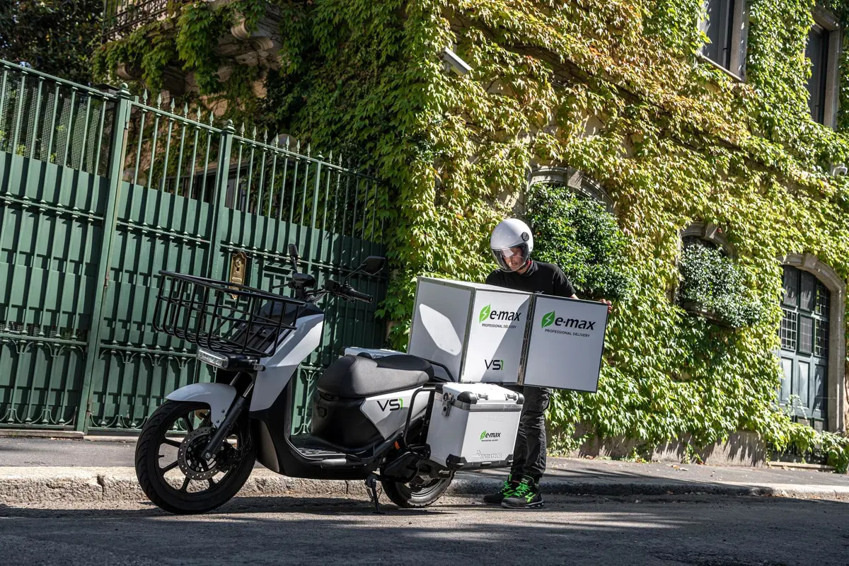 e-max, lo scooter elettrico da lavoro (12)