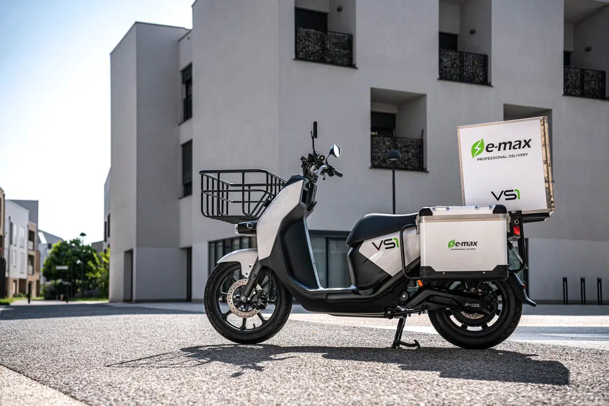 e-max, lo scooter elettrico da lavoro