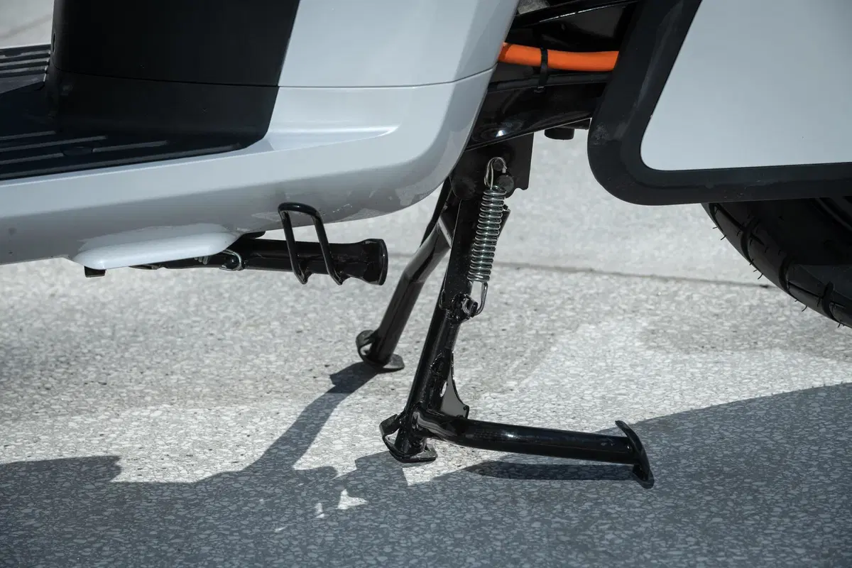 e-max, lo scooter elettrico da lavoro (18)