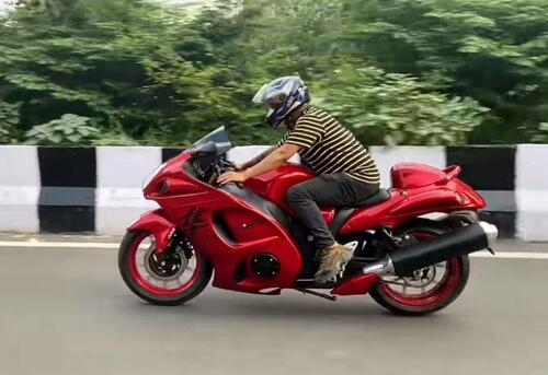 Suzuki Hayabusa? Ecco quella fatta in India (6)