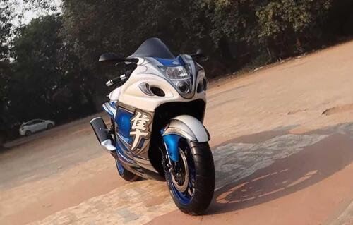 Suzuki Hayabusa? Ecco quella fatta in India (5)