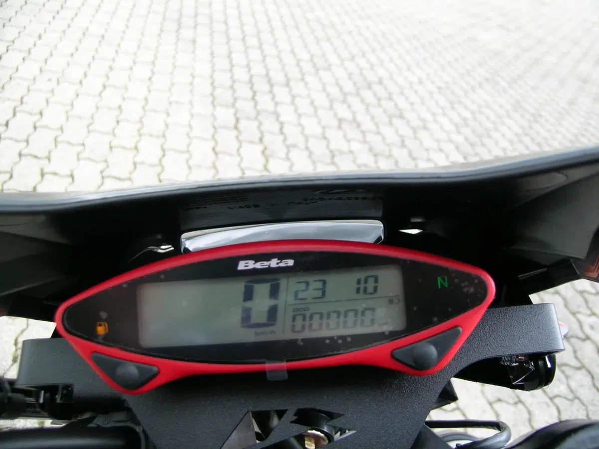 Betamotor RR 125 4T Motard LC (2021 - 23) (4)