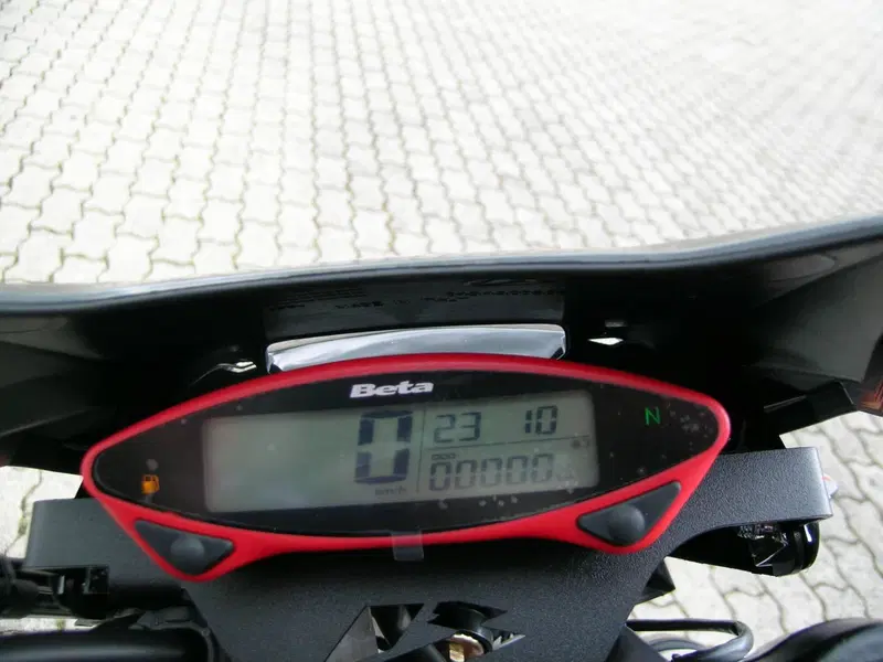 Betamotor RR 125 4T Motard LC (2021 - 23) (4)