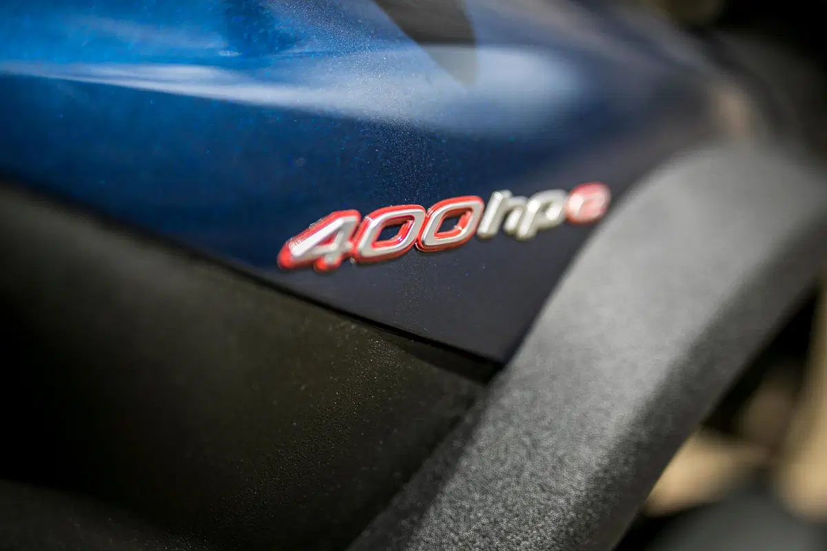 Piaggio MP3 400 HPE contro il meteo parigino! (30)