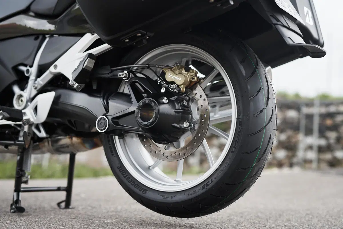 Bridgestone Battlax T32. Test su strada, 700 km! (4)