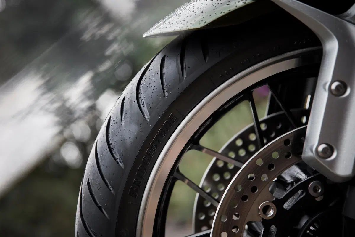 Bridgestone Battlax T32. Test su strada, 700 km! (7)