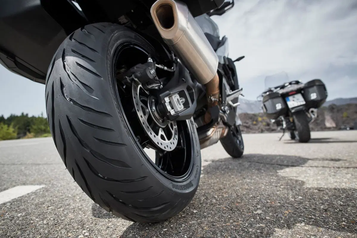 Bridgestone Battlax T32. Test su strada, 700 km! (11)