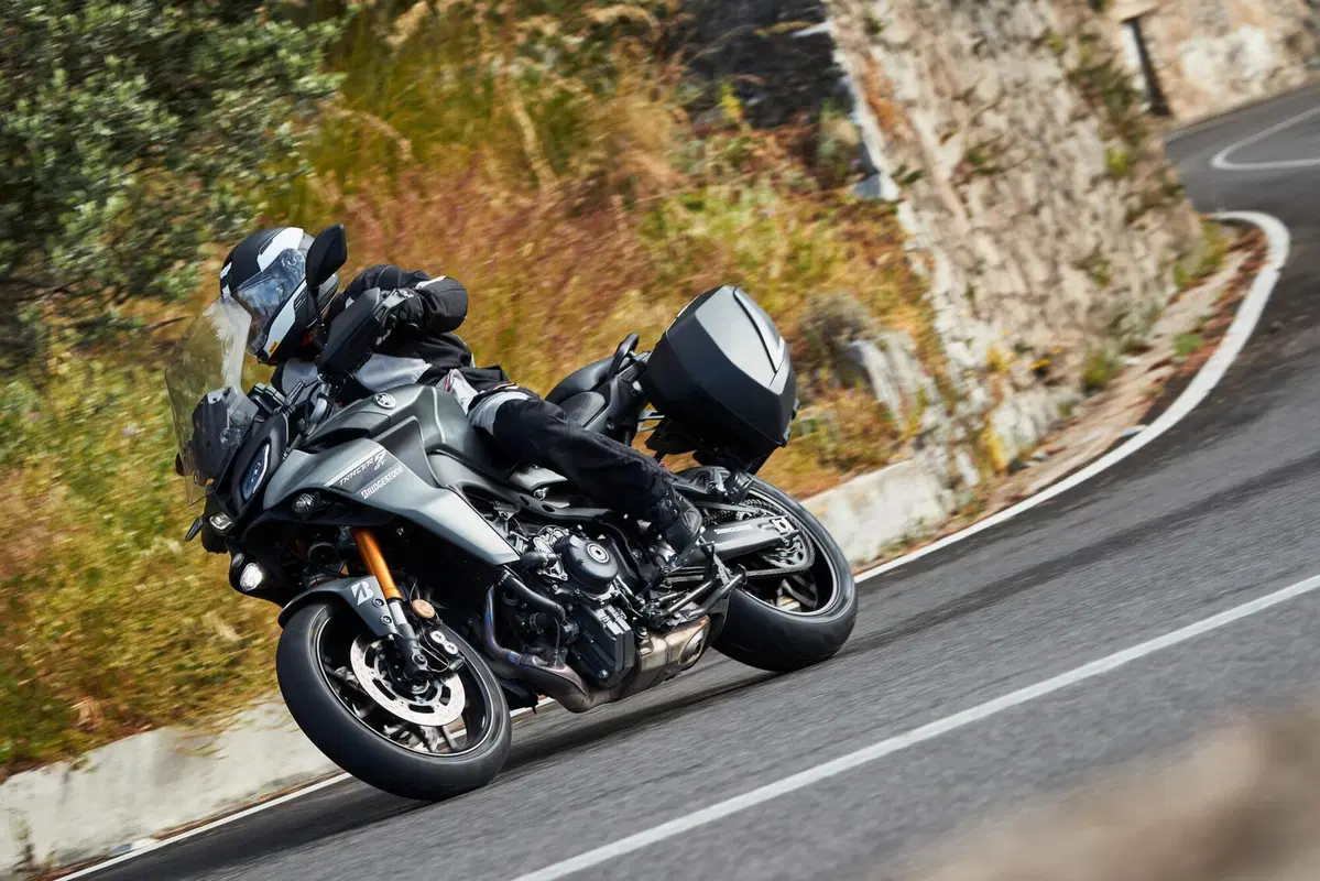 Bridgestone Battlax T32. Test su strada, 700 km! (2)