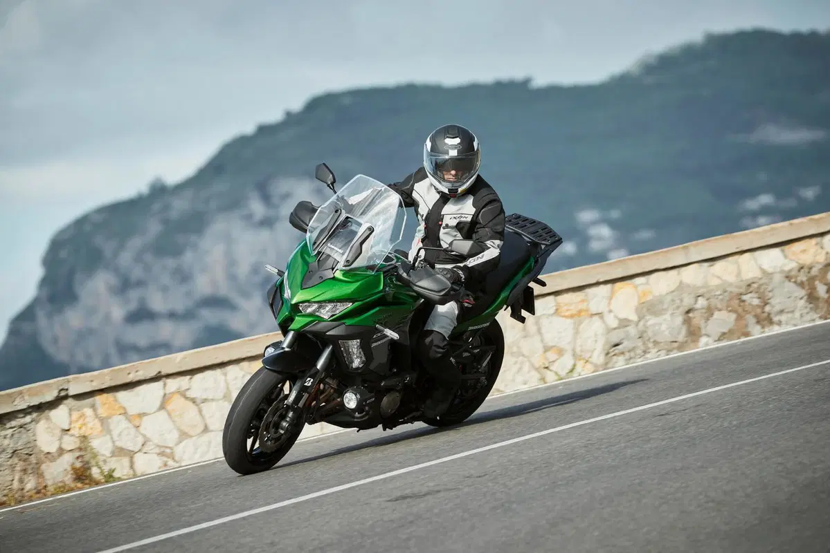 Bridgestone Battlax T32. Test su strada, 700 km! (5)