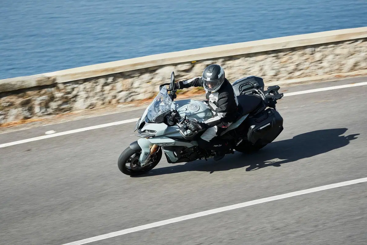 Bridgestone Battlax T32. Test su strada, 700 km! (9)