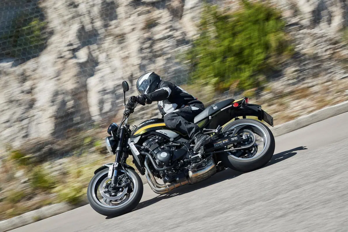 Bridgestone Battlax T32. Test su strada, 700 km! (4)