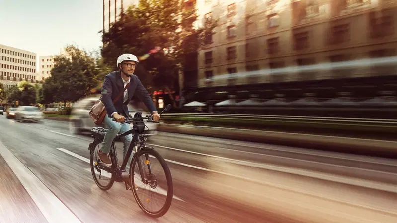 E' pi&ugrave; salutare la bici elettrica o quella tradizionale?&nbsp;