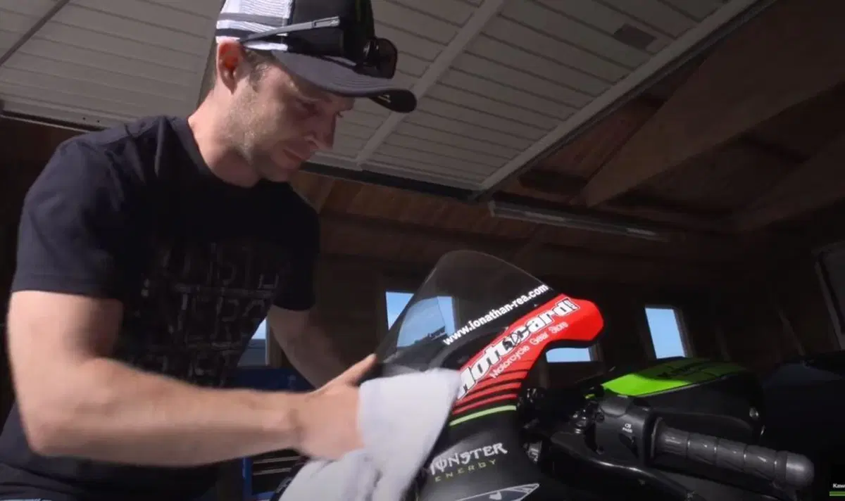 La Kawasaki di Rea o la Suter MotoGP? Affrettatevi, sono all'asta... (9)