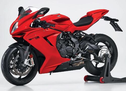 MV Agusta F3 800 Rosso 2021. La Supersport taglia il prezzo (2)