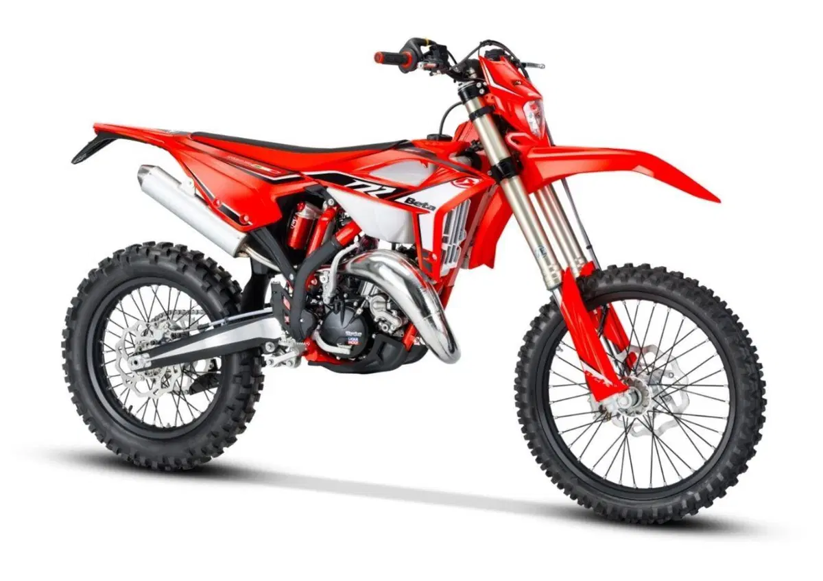 Beta RR Enduro 2022. Si rinnovano così gli otto modelli 2T e 4T (3)