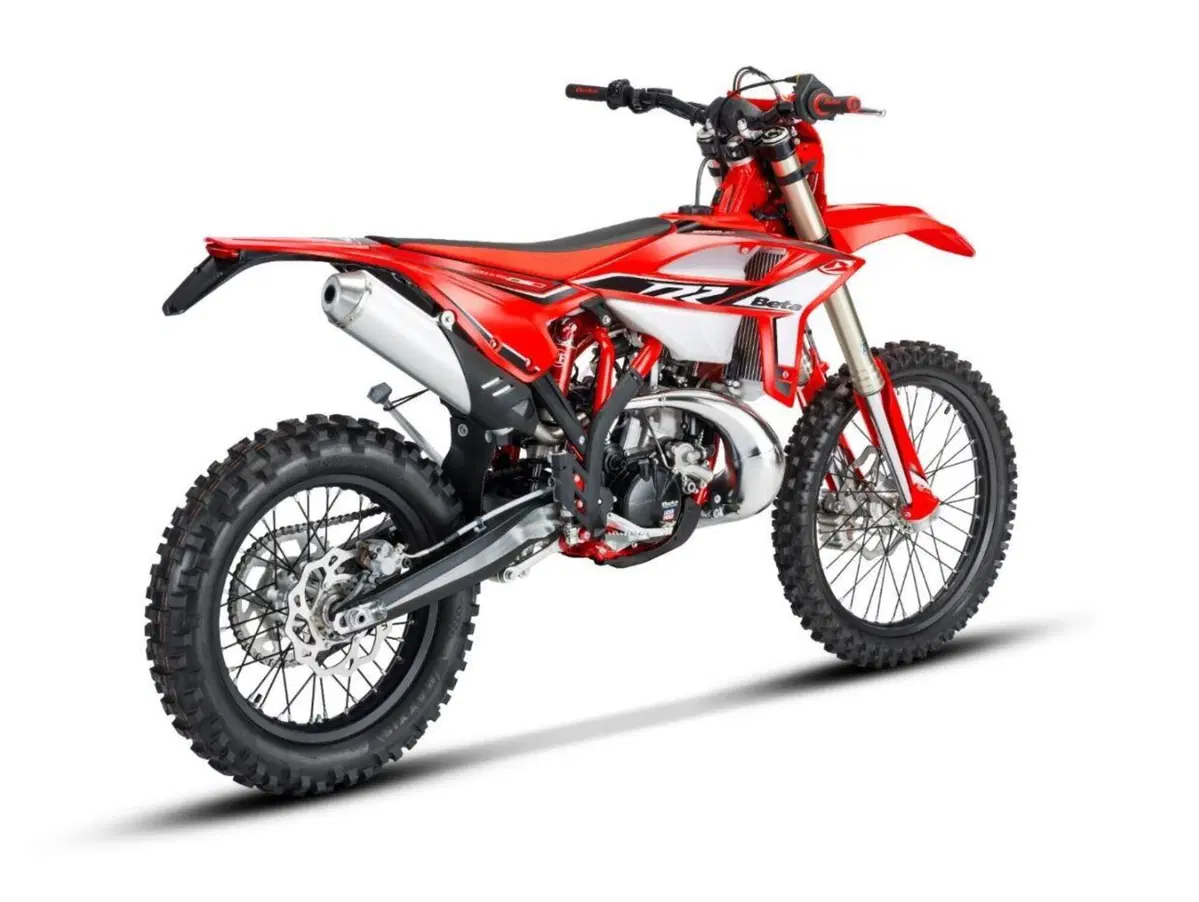 Beta RR Enduro 2022. Si rinnovano così gli otto modelli 2T e 4T (4)