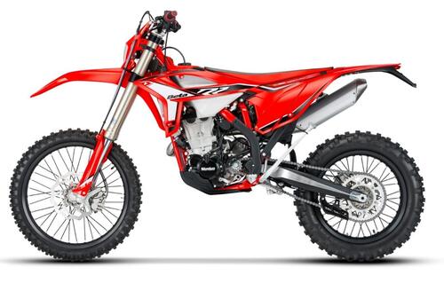 Beta RR Enduro 2022. Si rinnovano così gli otto modelli 2T e 4T (2)