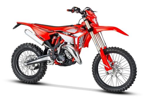 Beta RR Enduro 2022. Si rinnovano così gli otto modelli 2T e 4T (5)