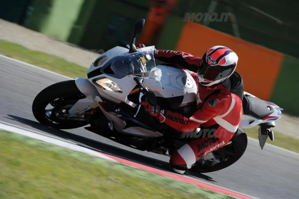 BMW S1000RR (4)