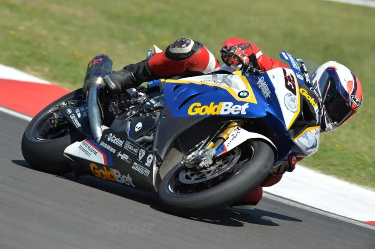 BMW S1000RR (10)