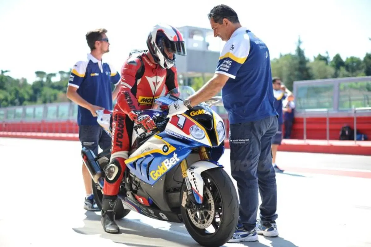 BMW S1000RR (16)