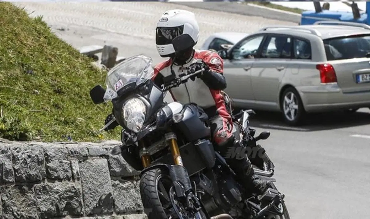 Suzuki V-Strom 1000 my 2014, le prime foto in strada (2)