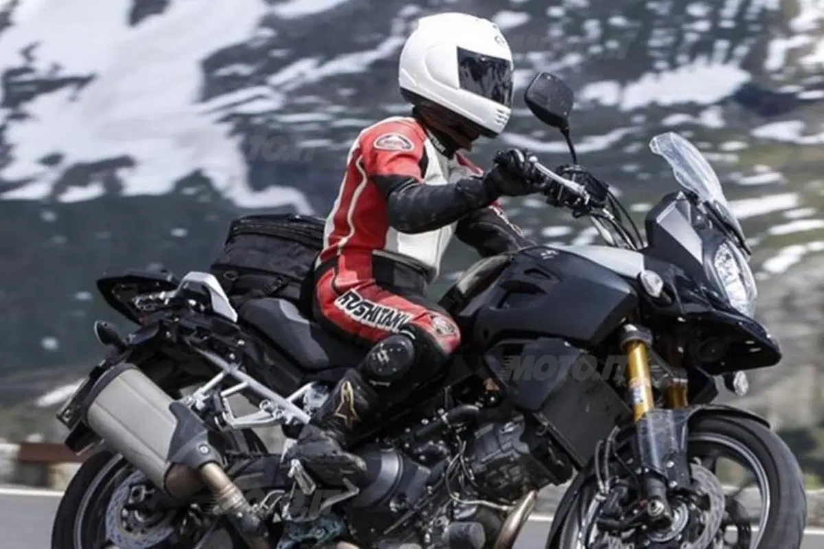 Suzuki V-Strom 1000 my 2014, le prime foto in strada (3)