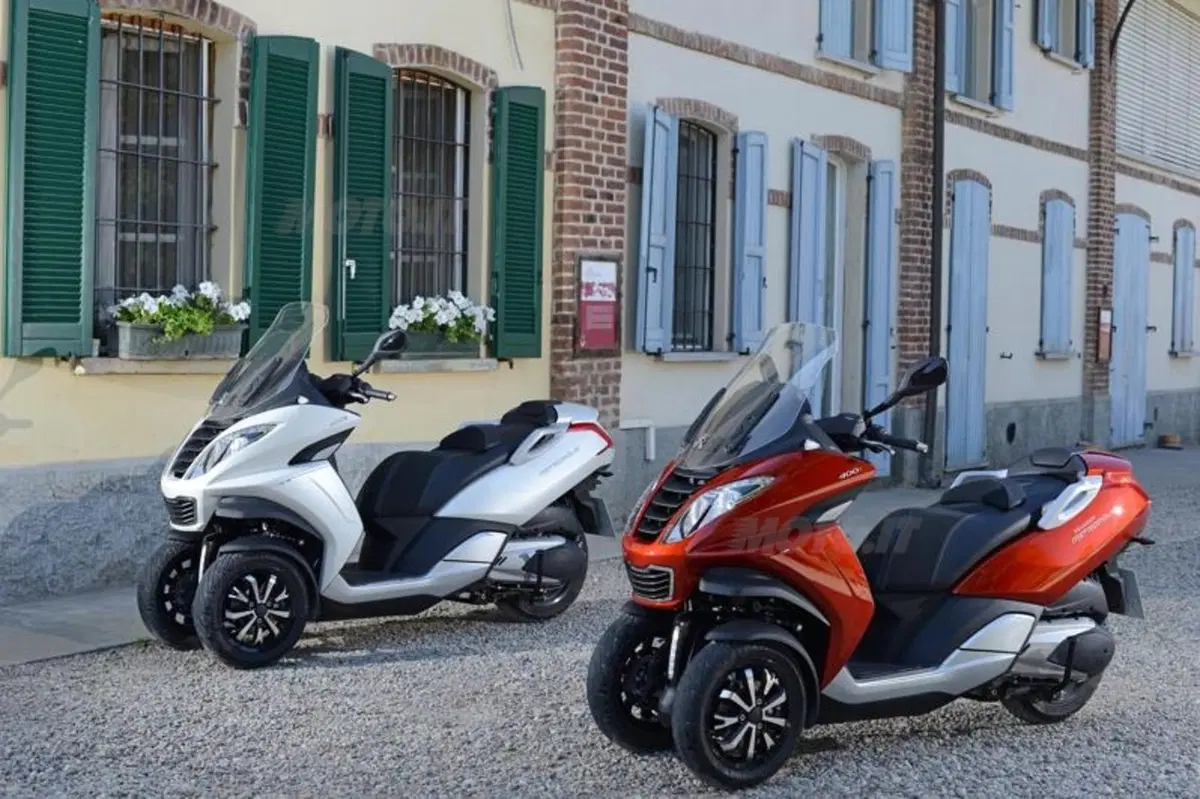 Peugeot Metropolis 400 (4)
