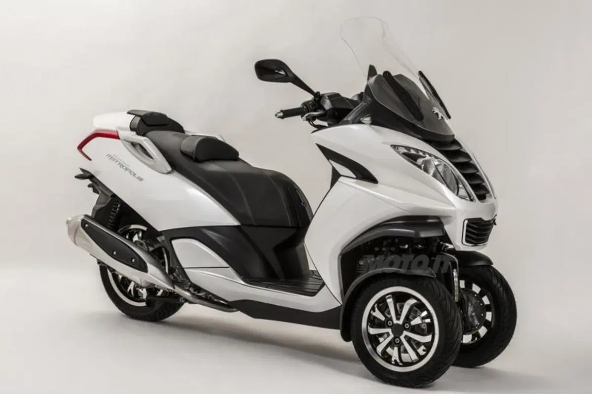 Peugeot Metropolis 400 (9)