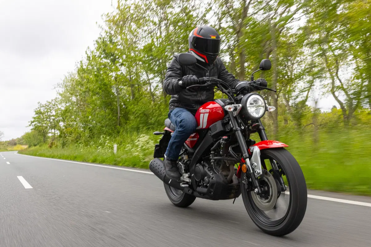 Yamaha XSR125: la piccola Faster Sons (7)