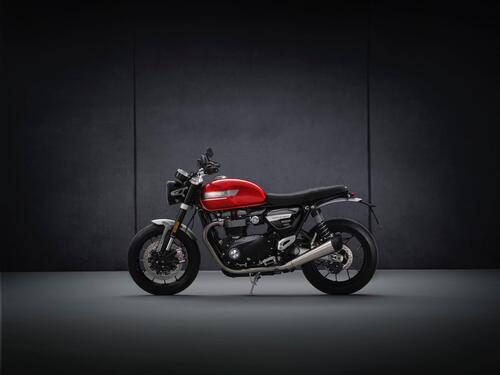 Nuova Triumph Speed Twin 2021: ancora più veloce e sportiva (2)