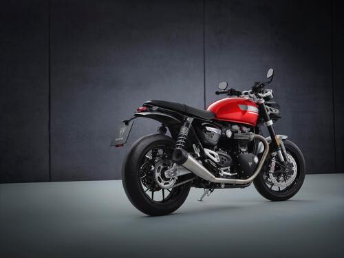 Nuova Triumph Speed Twin 2021: ancora più veloce e sportiva (5)