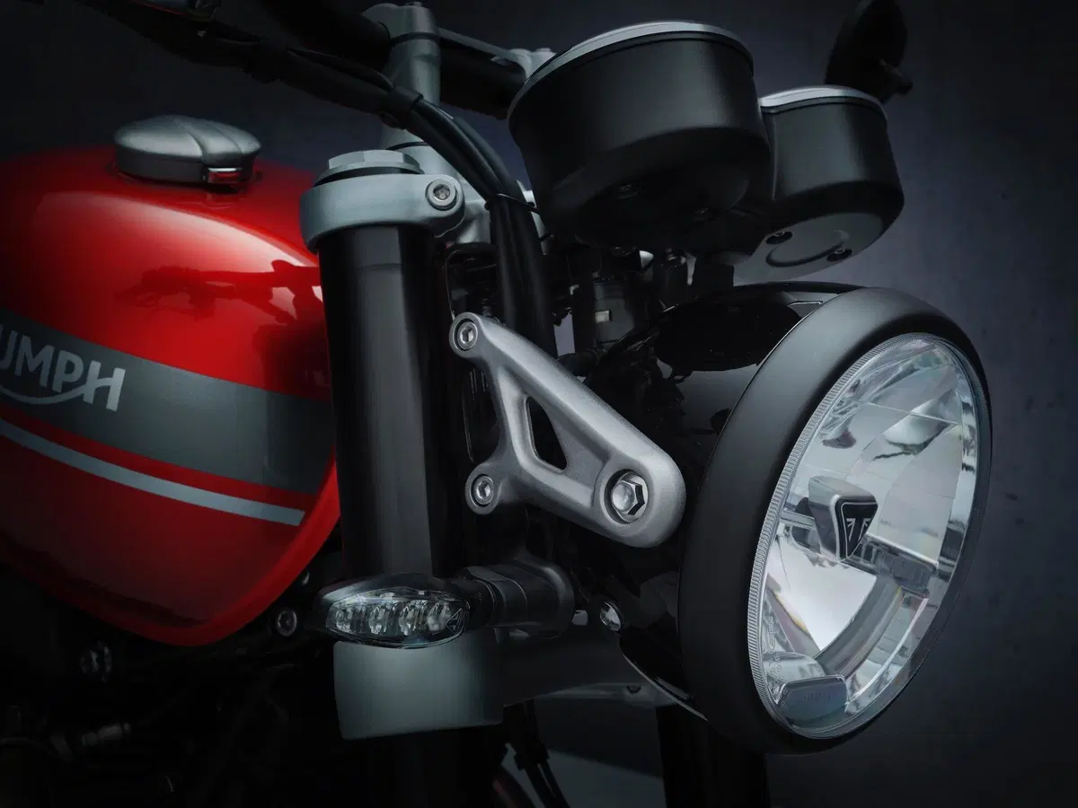 Nuova Triumph Speed Twin 2021: ancora più veloce e sportiva (13)