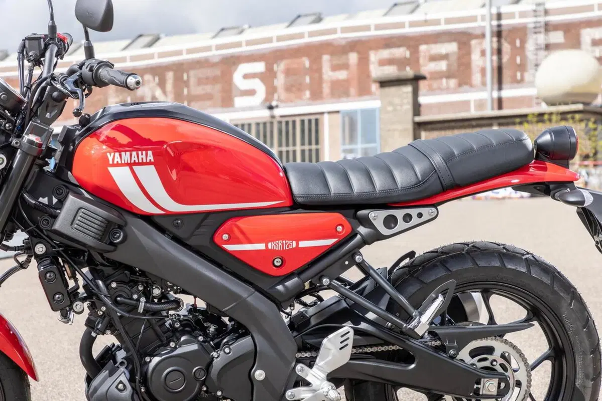 Yamaha XSR125: la piccola Faster Sons (8)