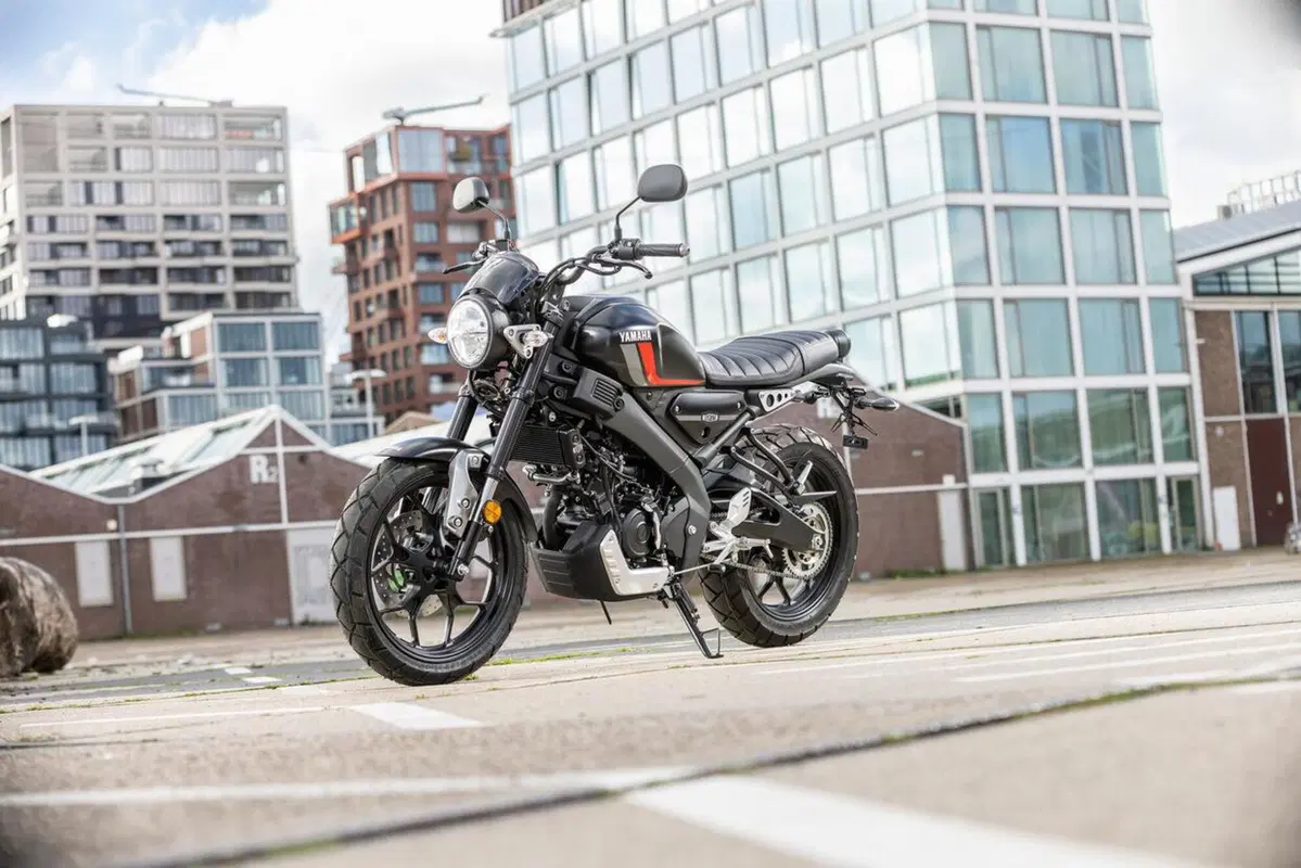 Yamaha XSR125: la piccola Faster Sons (14)