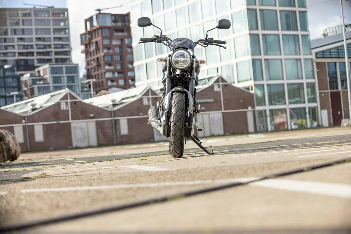 Yamaha XSR125: la piccola Faster Sons (15)