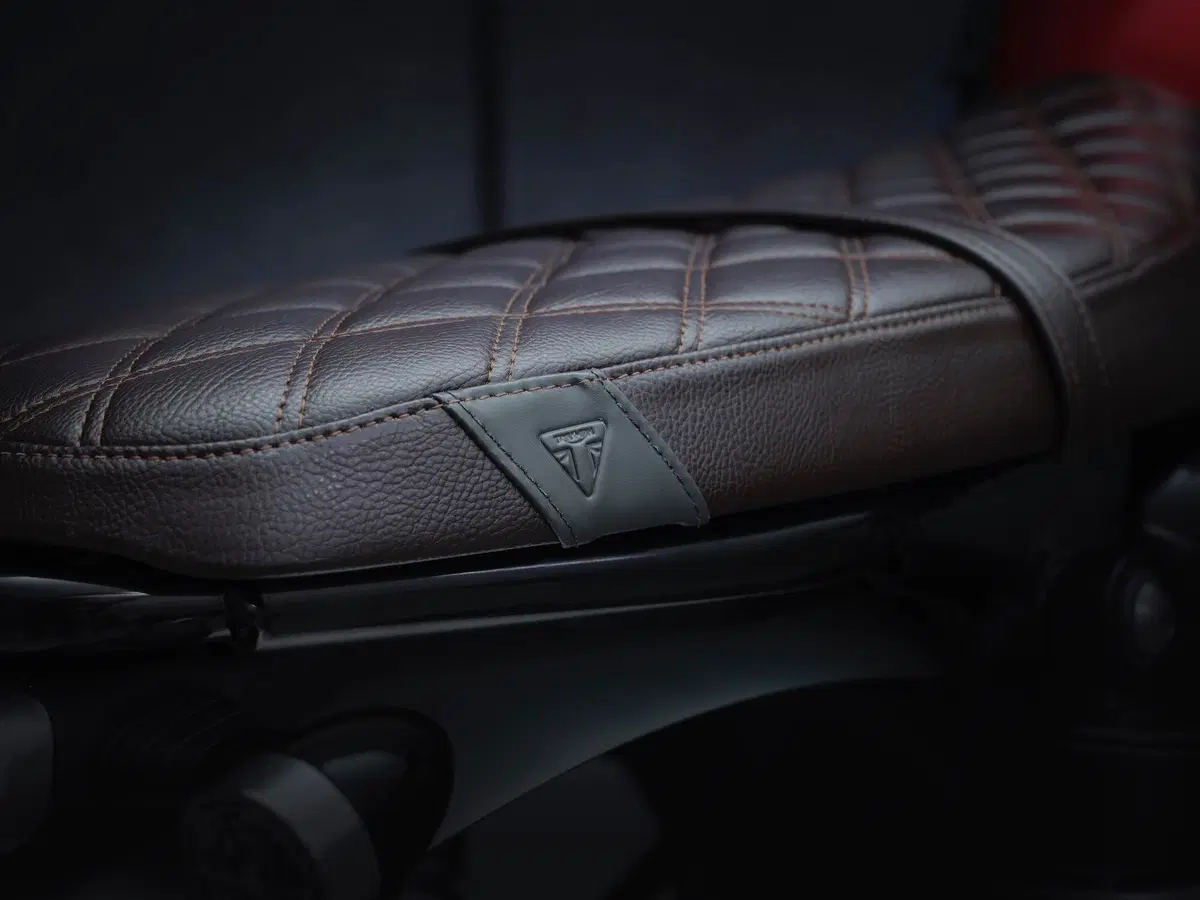 Nuova Triumph Speed Twin 2021: ancora più veloce e sportiva (6)